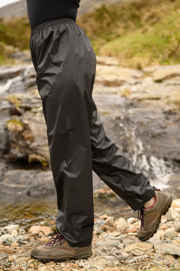 Mac in a Sac Adults Waterproof Breathable Windproof Packable Overtrousers-BLACK - Borderland Muff