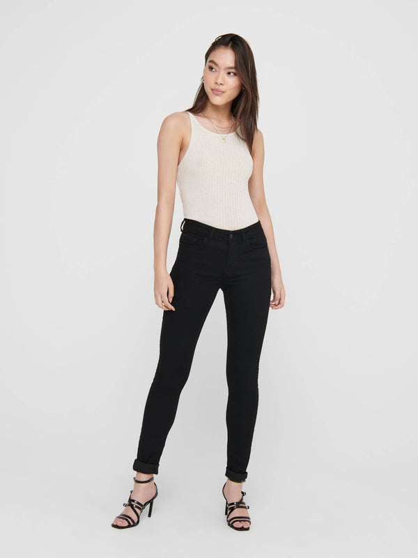 JDY Newnikki Regular Waist Skinny Fit Jeans -BLACK - Borderland Muff