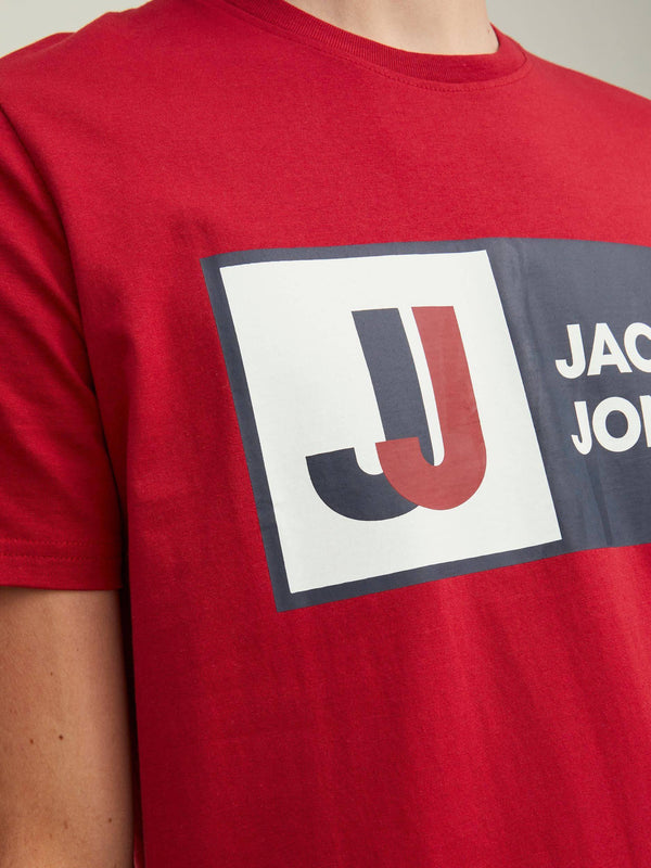 Jack & Jones JCOLOGAN Tee -CHILI RED - Borderland Muff