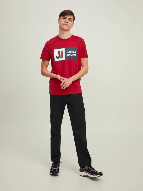 Jack & Jones JCOLOGAN Tee -CHILI RED - Borderland Muff