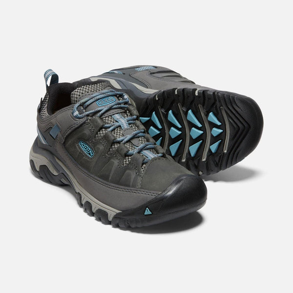 KEEN Ladies Targhee III Shoe -MAGNET - Borderland Muff