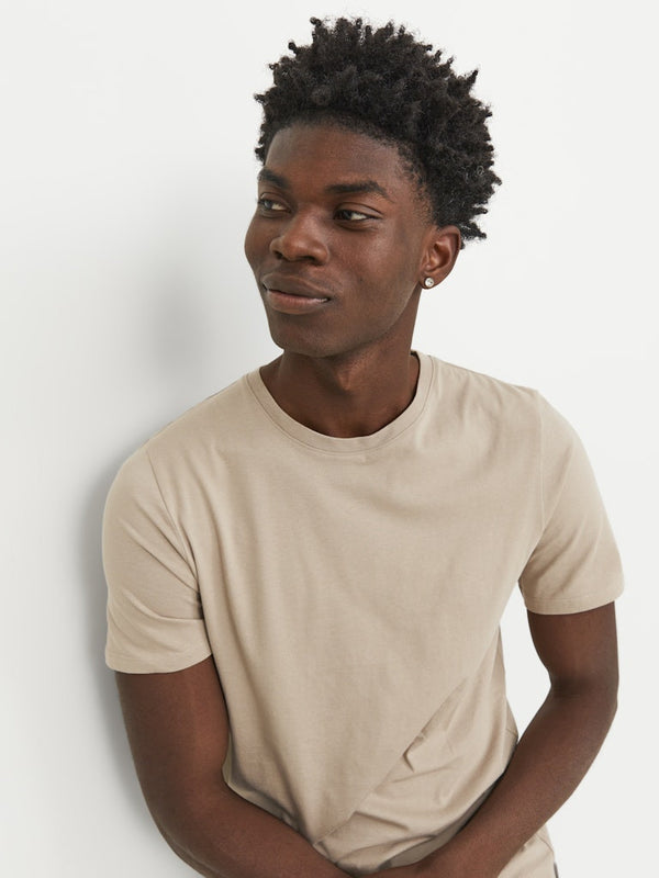 Jack & Jones Men’s Organic Cotton T-Shirt | Multiple Colours | Everyday Essential Tee - Borderland Muff