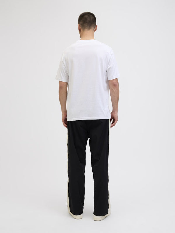 Jack & Jones JCOTIER Men's Front Print T-Shirt | Relaxed Fit Cotton Tee - Borderland Muff