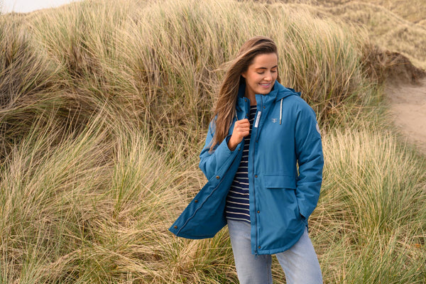 Ladies Lighthouse Tess Waterproof Jacket | Insulated Mid-Hip Length - Borderland Muff
