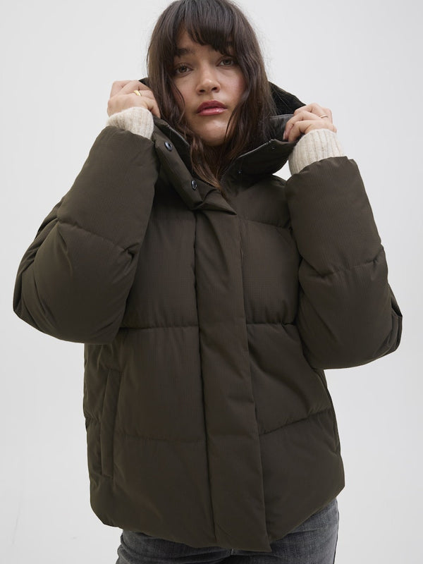 JXGLOBAL Women’s Puffer Jacket | Quilted “Delicioso” Brown Coat