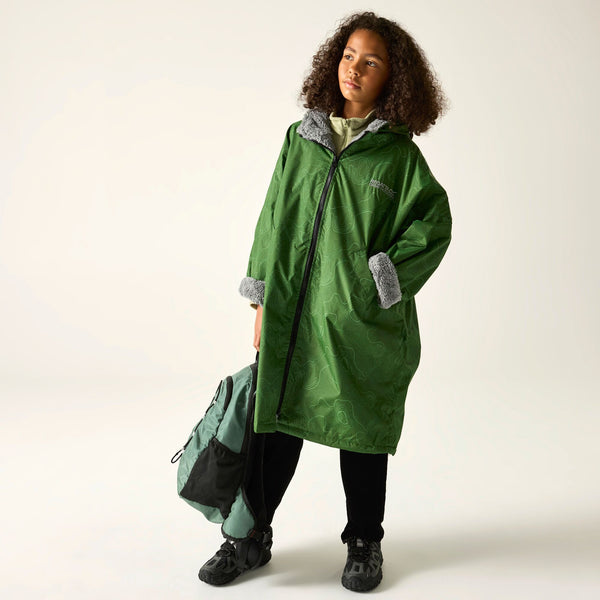 Regatta Junior Waterproof Changing Robe | Warm & Windproof - Borderland Muff