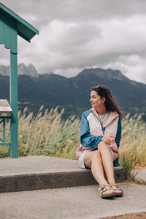 Mac in a Sac Womens Nomad Lined Packable Waterproof Jacket | Lightweight Pullover Rain Jacket Ireland - Borderland Muff