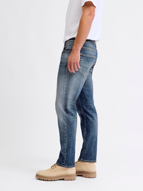 Jack & Jones Mike 335 Men’s Blue Jeans | Tapered Fit Denim – Borderland Muff
