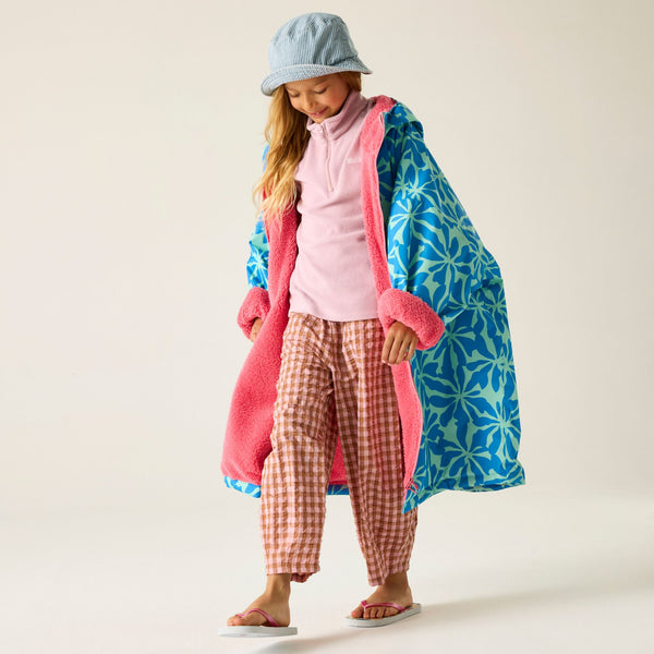 Regatta Junior Waterproof Changing Robe | Warm & Windproof - Borderland Muff