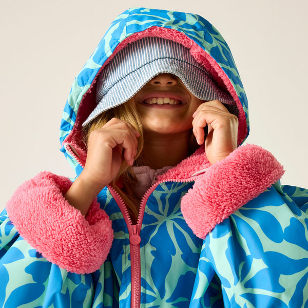 Regatta Junior Waterproof Changing Robe | Warm & Windproof - Borderland Muff