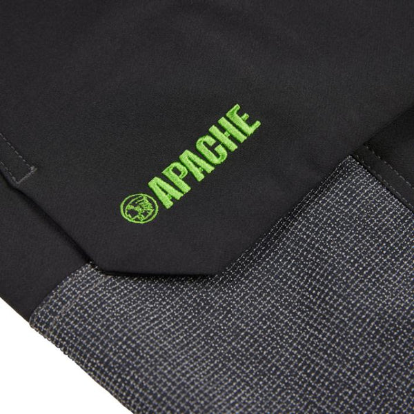 Apache Watson 4 Way Stretch Work Joggers for men featuring flexible fabric, cargo pockets, reinforced knees and all-day comfort for trade work and everyday wear