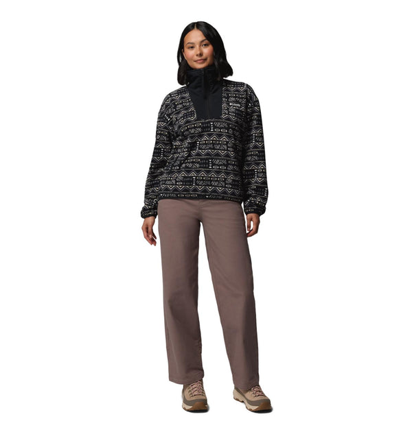 Columbia women's sequoia grove half zip black full height