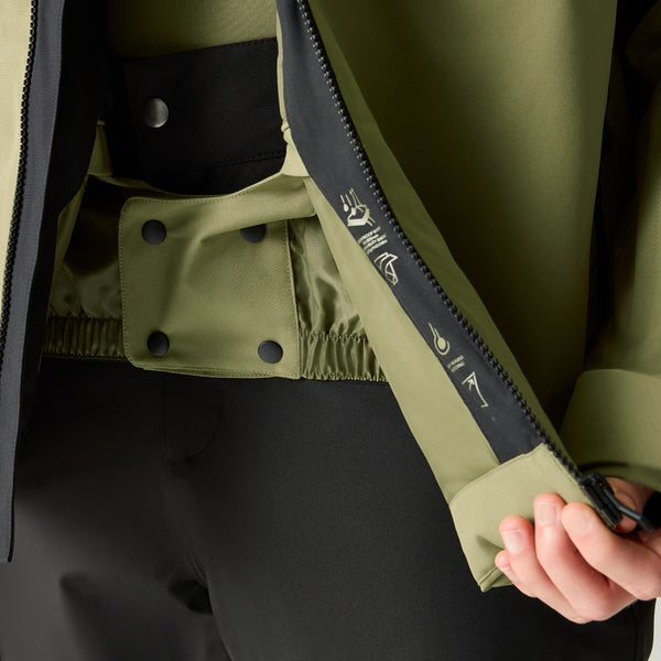 Dare2b Halfpipe IV Olive ski jacket interior snowskirt and technical ratings detail
