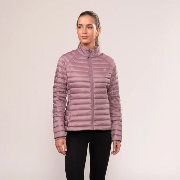 Mac in a Sac Nova women’s lightweight down jacket in Dusky Heather, model front
