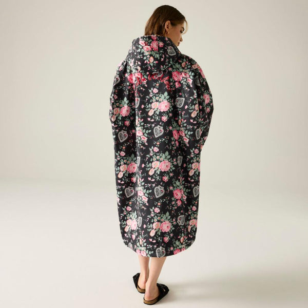 Regatta Cath Kidston Changing Robe – Waterproof Borg Lined Changing Robe - Borderland Muff