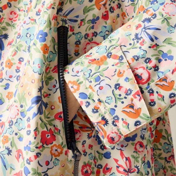 Regatta Cath Kidston Changing Robe – Waterproof Borg Lined Changing Robe - Borderland Muff