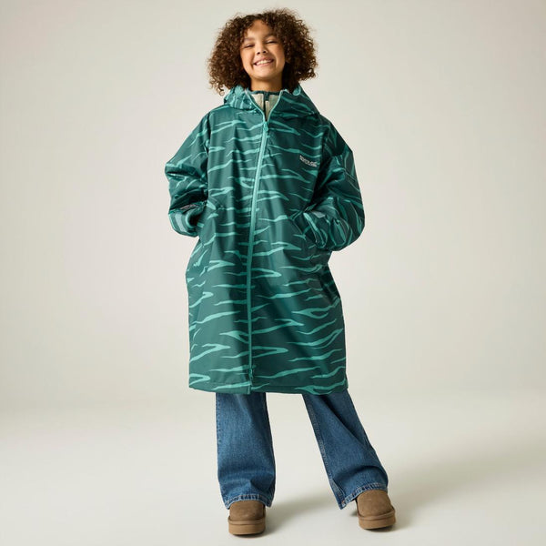 Regatta Junior Waterproof Changing Robe | Warm & Windproof - Borderland Muff