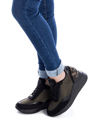 XTI 140031 Shoe -KHAKI