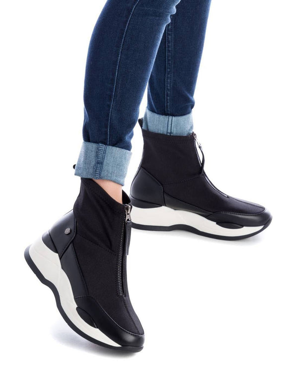 XTI 140229 Boot -BLACK